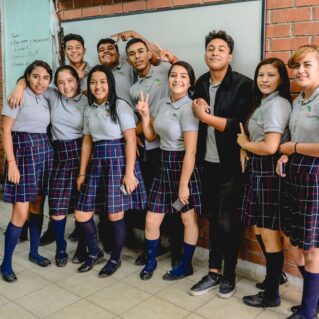 71026182_10156868170512087_2343493903711207424_n 71026182_10156868170512087_2343493903711207424_n